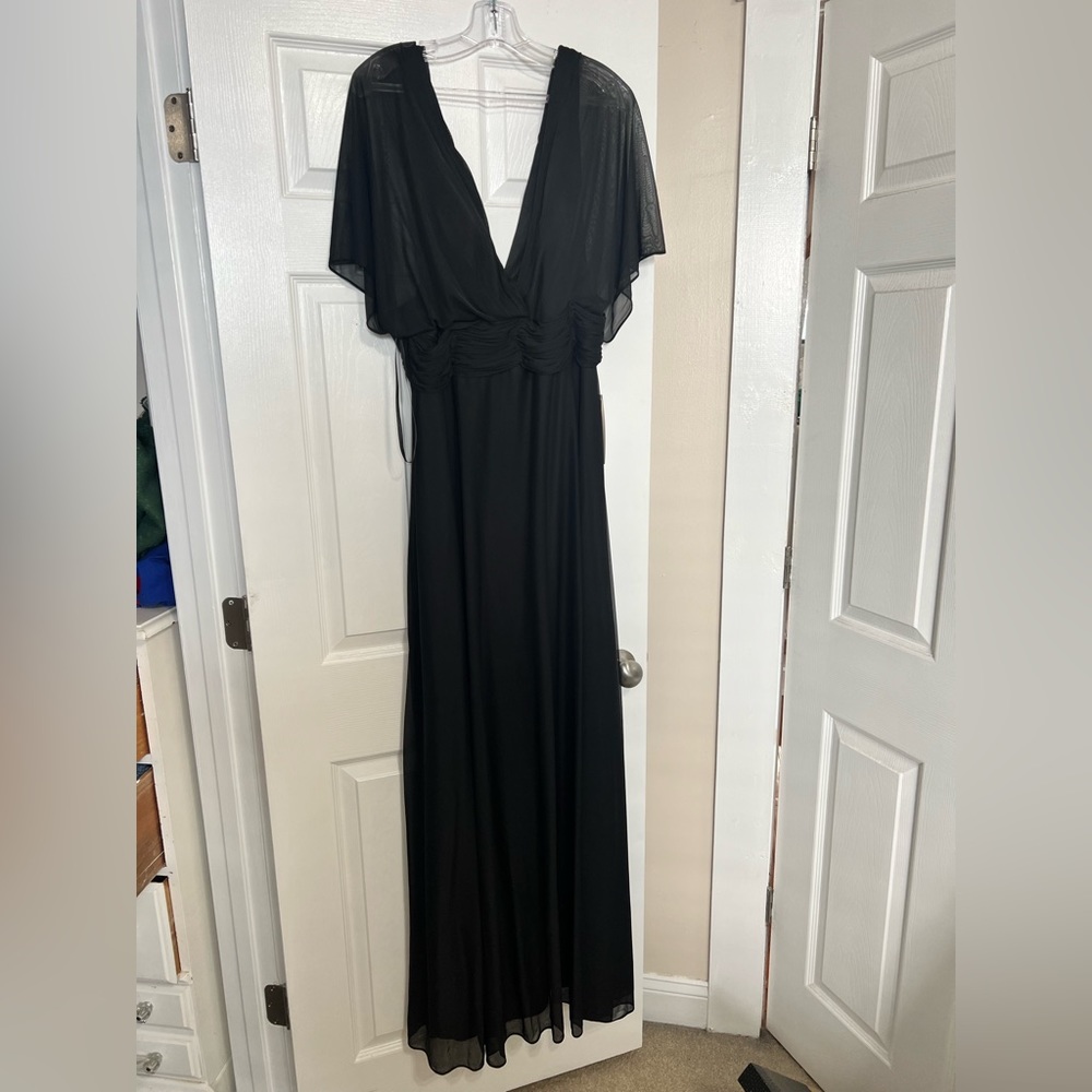 Black Bridesmaid Dress NWT size 16